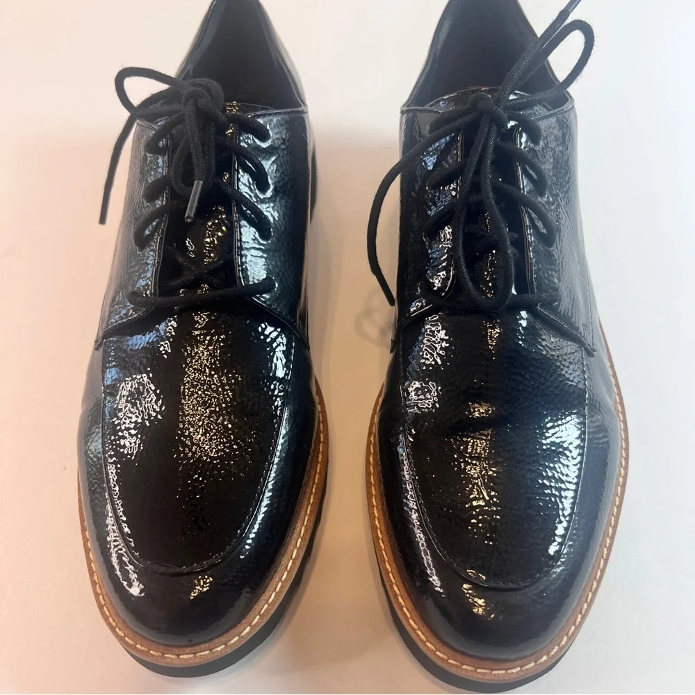 Franco Sarto Women’s Black Patent Lace-Up Oxford – Size 9M - Picture 2 of 10